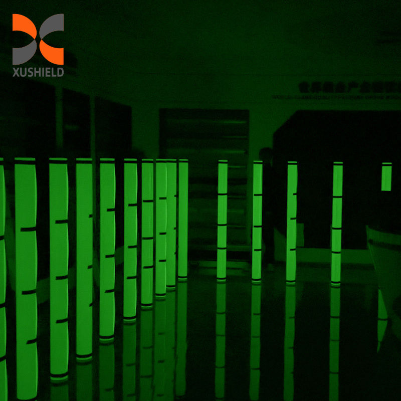 শুকনো ভিজা ইনস্টলেশন অ্যান্টি স্ট্যাক টিপিইউ রঙ পিপিএফ ফ্লুরোসেন্স সবুজ আলোর আলোকসজ্জা টিপিইউ সাদা থেকে সবুজ ফটোক্রোমিজম গাড়ি আবরণ পেইন্ট সুরক্ষা ফিল্ম